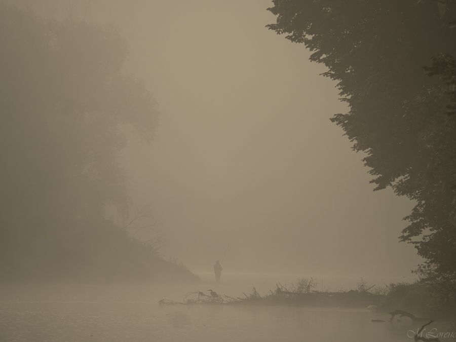 wędkarz we mgle :)